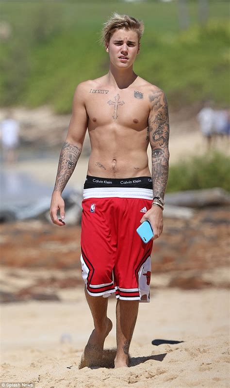 justin bieber naked hawaii